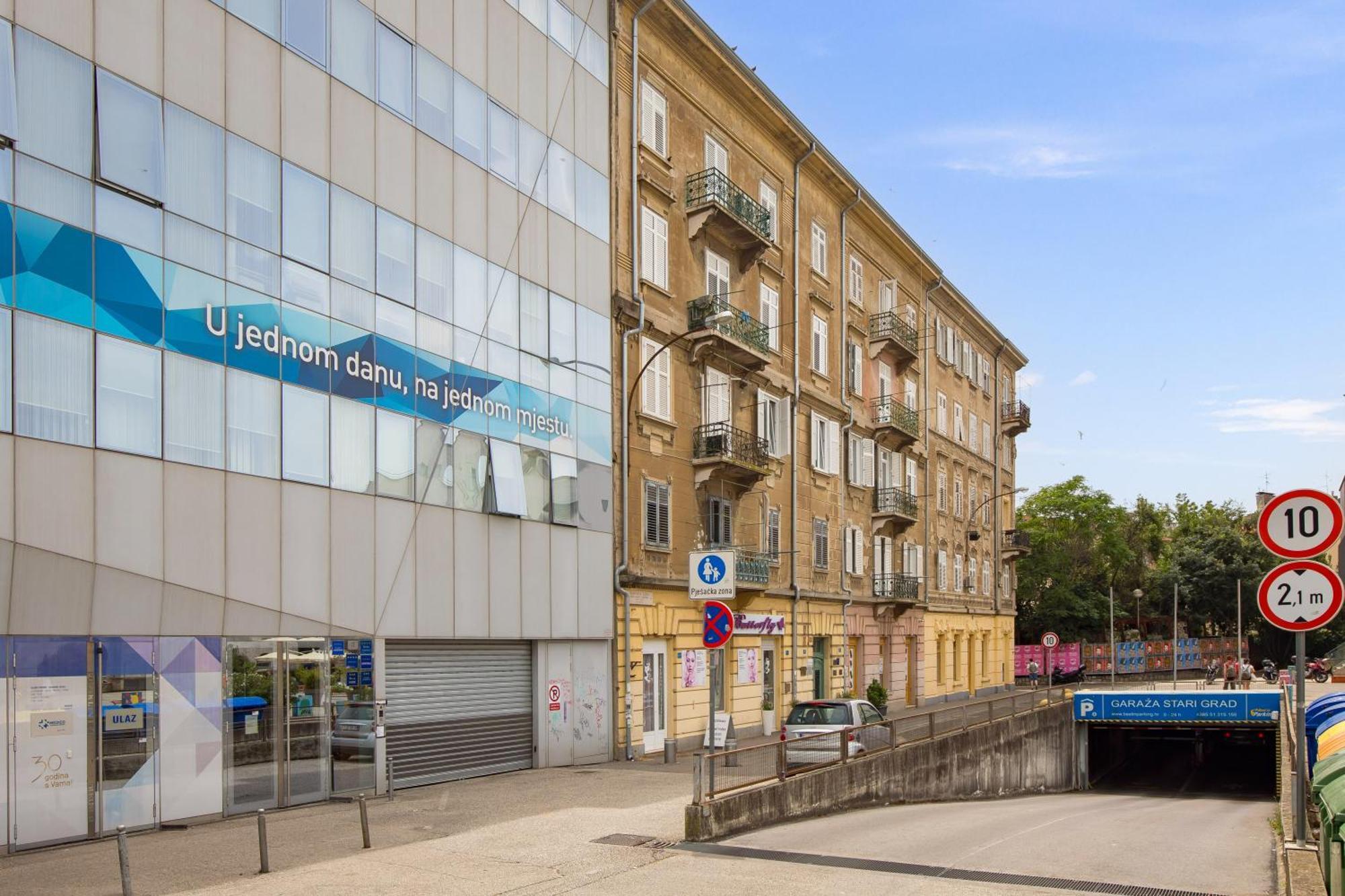 Appartement Sunshine à Rijeka Extérieur photo